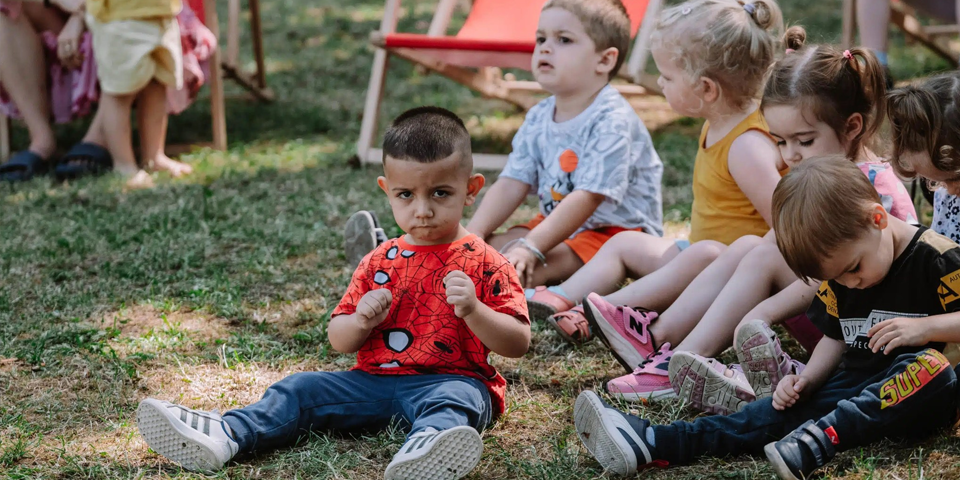Poletni art kamp: Sadno-zelenjavni raj Poletni art kamp: Sadno-zelenjavni raj